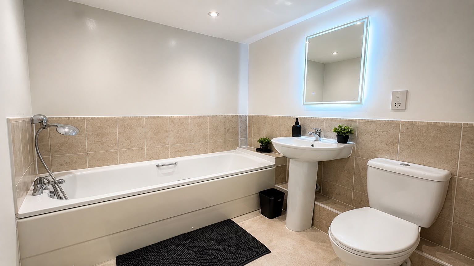 After - Fresh Sparkle End of Tenancy Bathroom/Toilet