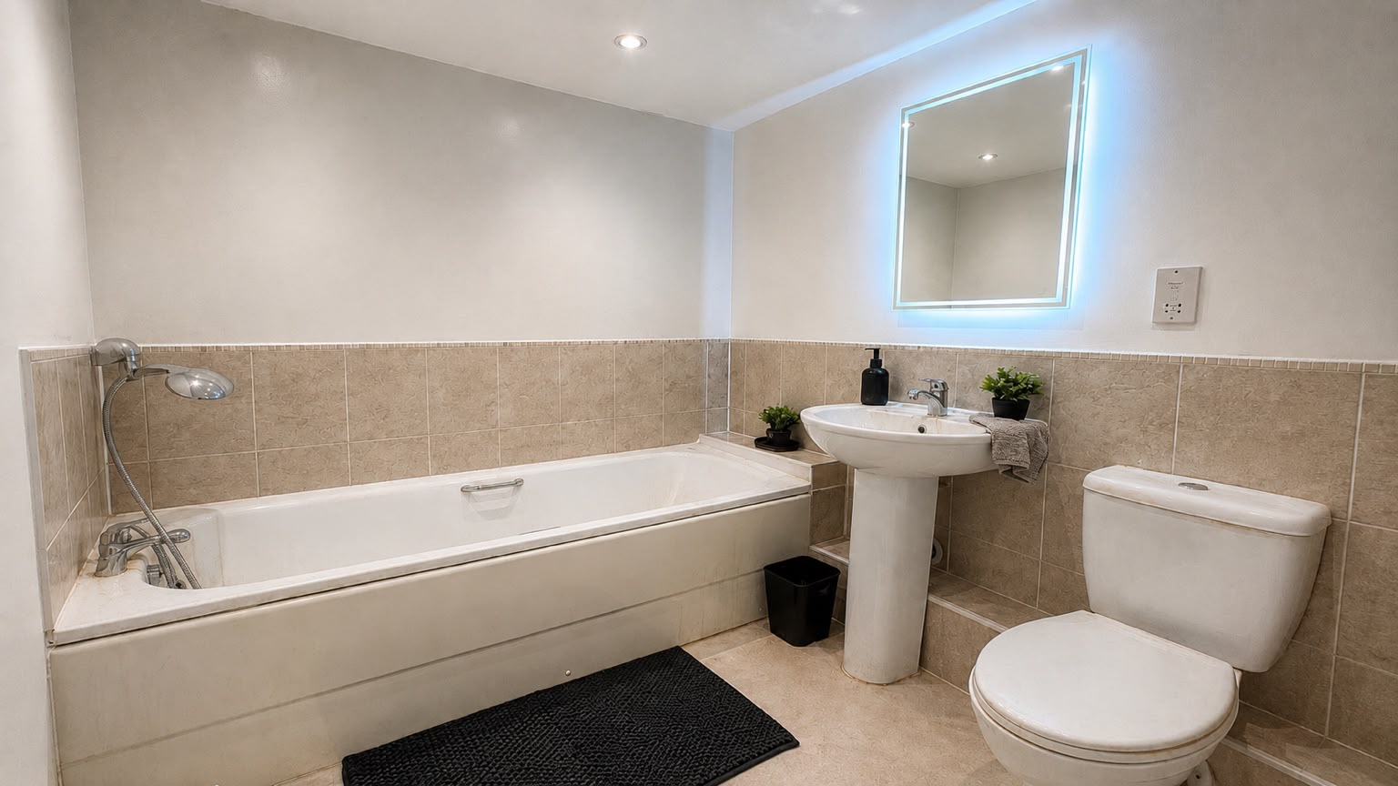 Before - Fresh Sparkle End of Tenancy Bathroom/Toilet